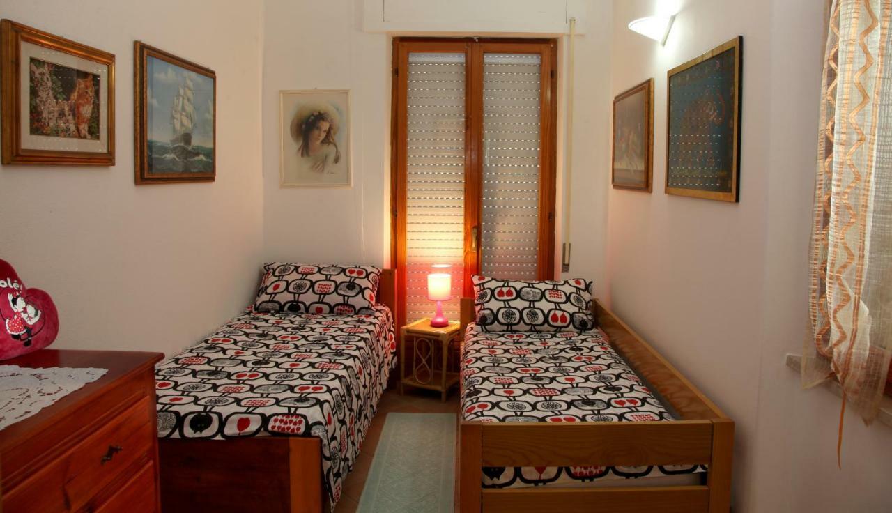 Casa Pireddu Apartment Cala Gonone Exterior foto